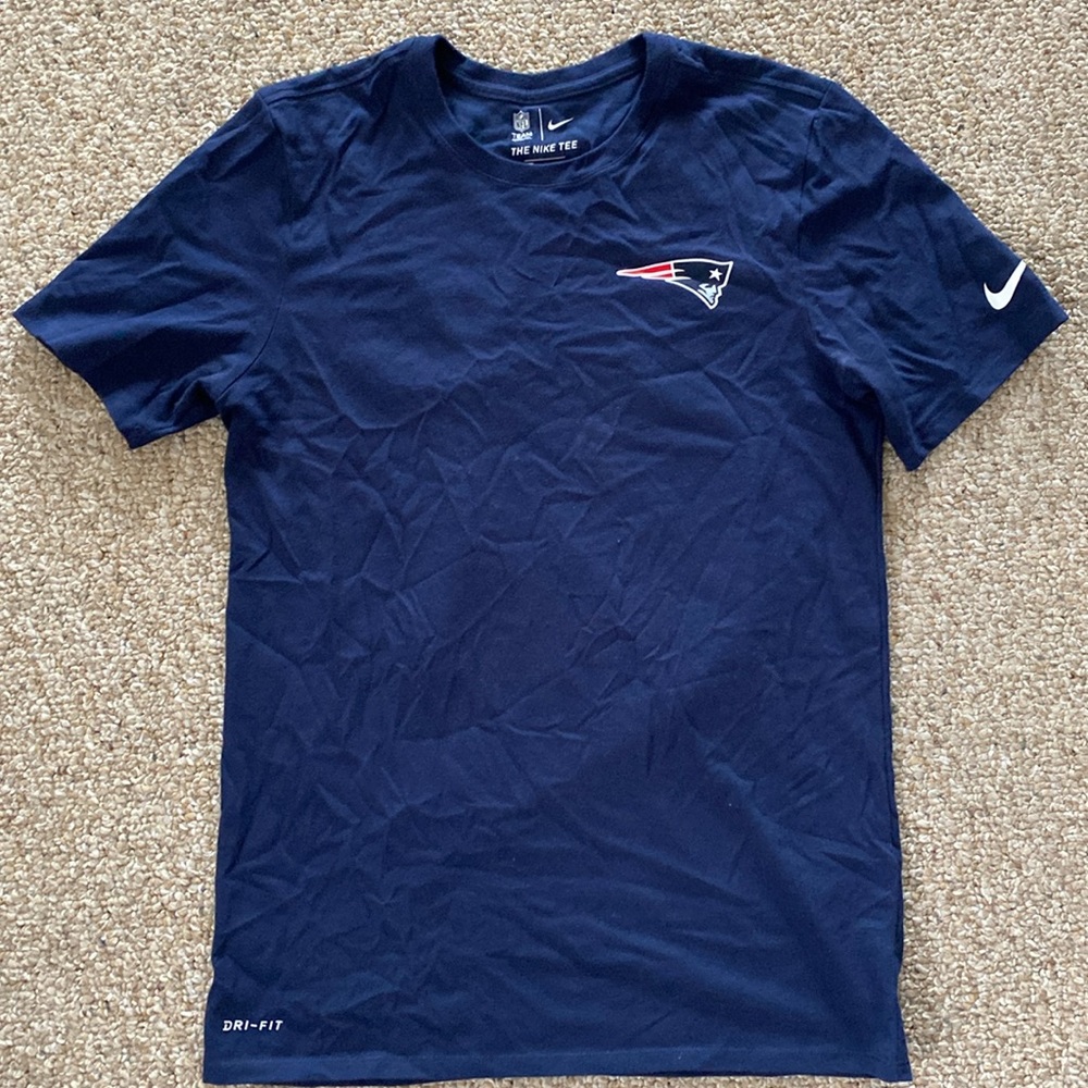 The Nike Tee NFL Team Apparel